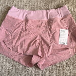 NWT Athleta run with it textured 3.5” shorts running shorts pink size 1X